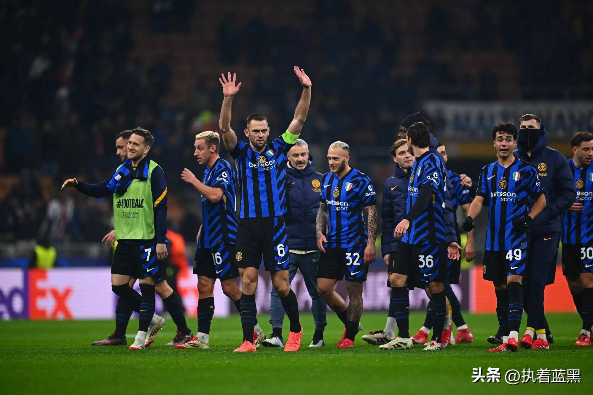 包含尤文图斯迎来连胜，米兰德比将决定榜首位置的词条