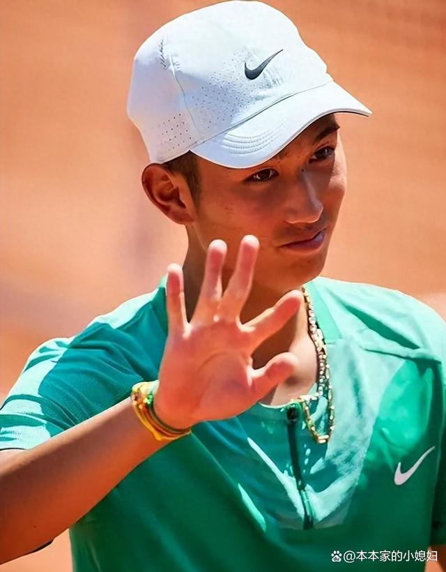 熊猫体育app-WBG碾压HKA，Scout单局斩获MVP强强对话小组赛，强势挺进下一轮