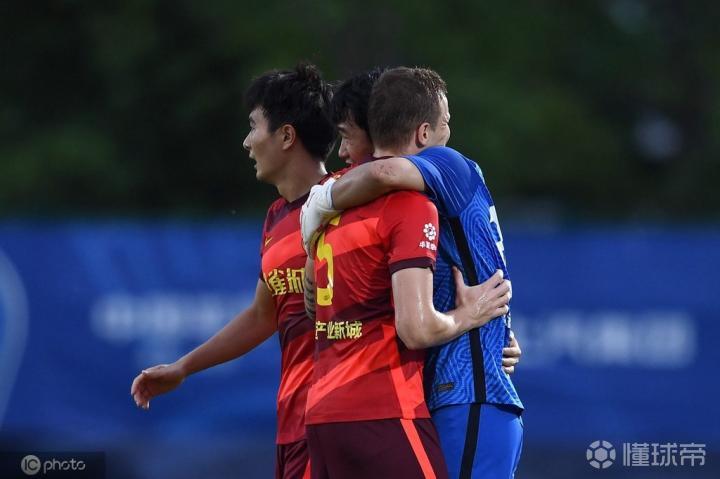 大连人大胜劲敌,晋级16强 大连人大胜劲敌,晋级16强