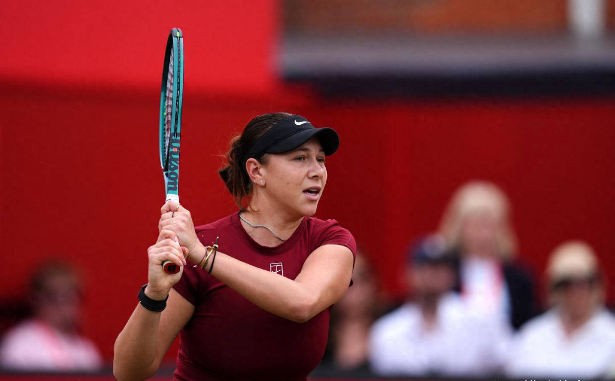 熊猫体育平台-英国运动员表现出色晋级夺牌