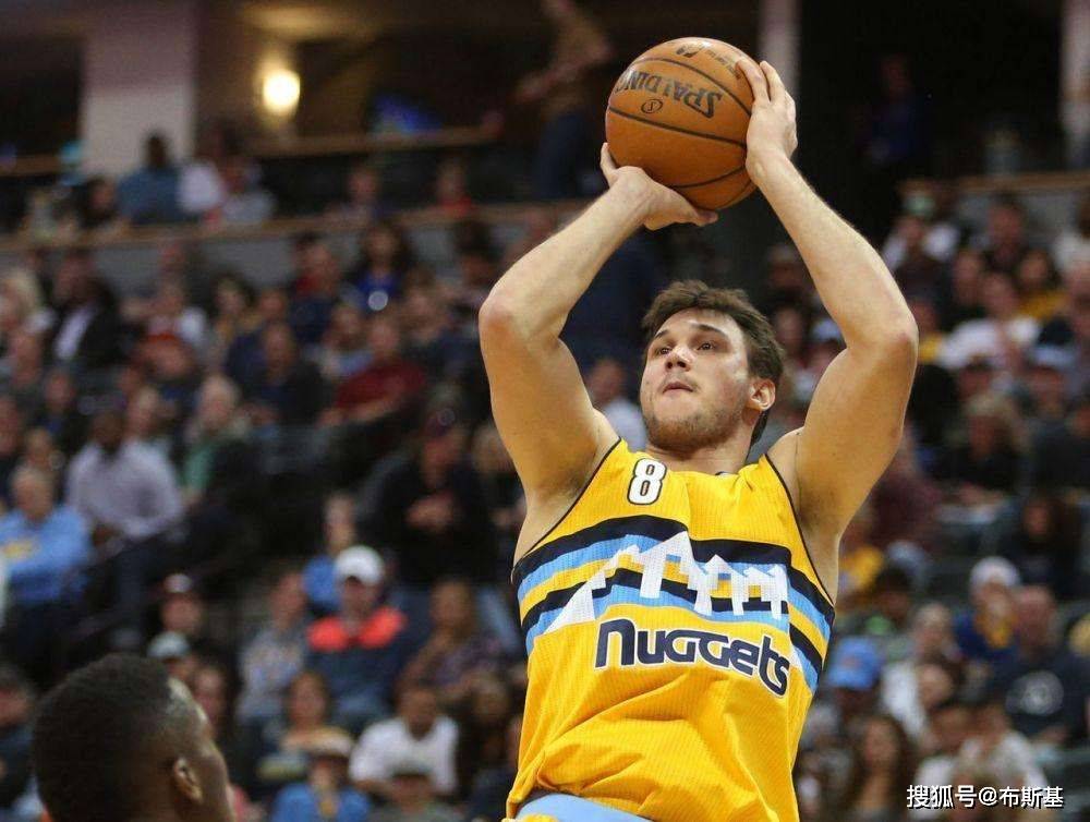 熊猫体育全站APP下载-包含国王鏖战雄鹿，加里纳利关键制胜的词条