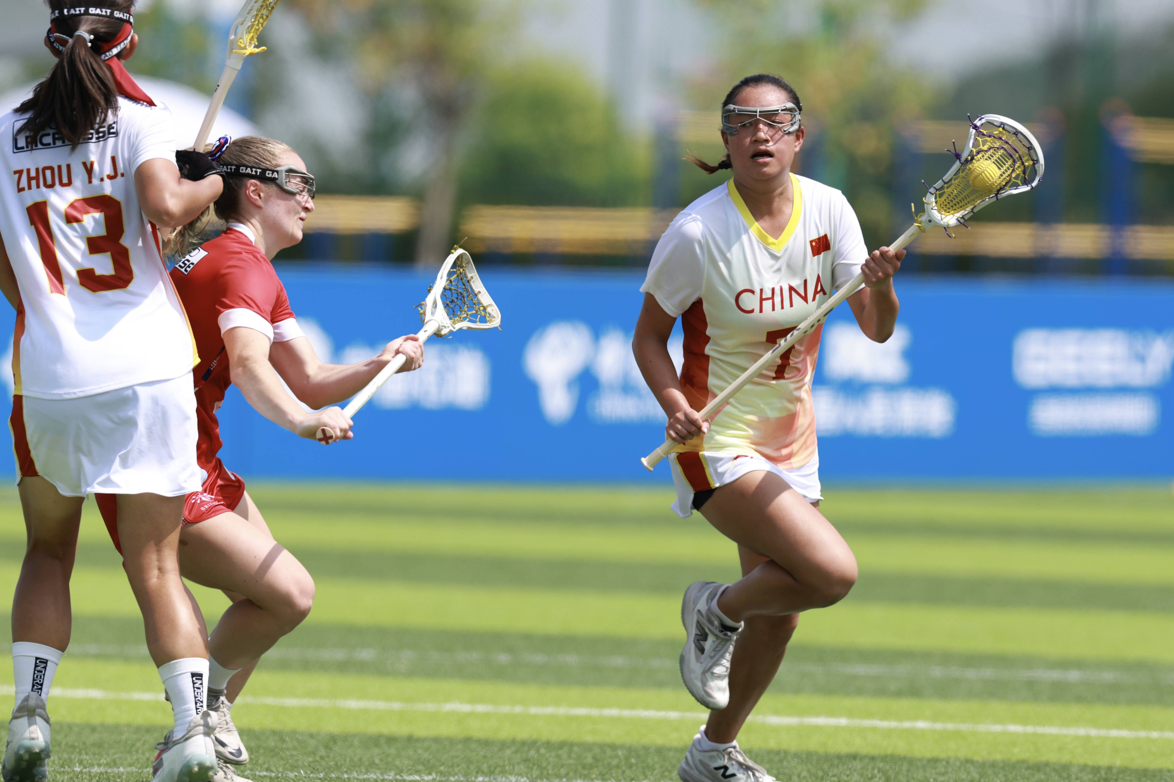 熊猫体育互动-中国队轻取法国队，王皓点燃赛场