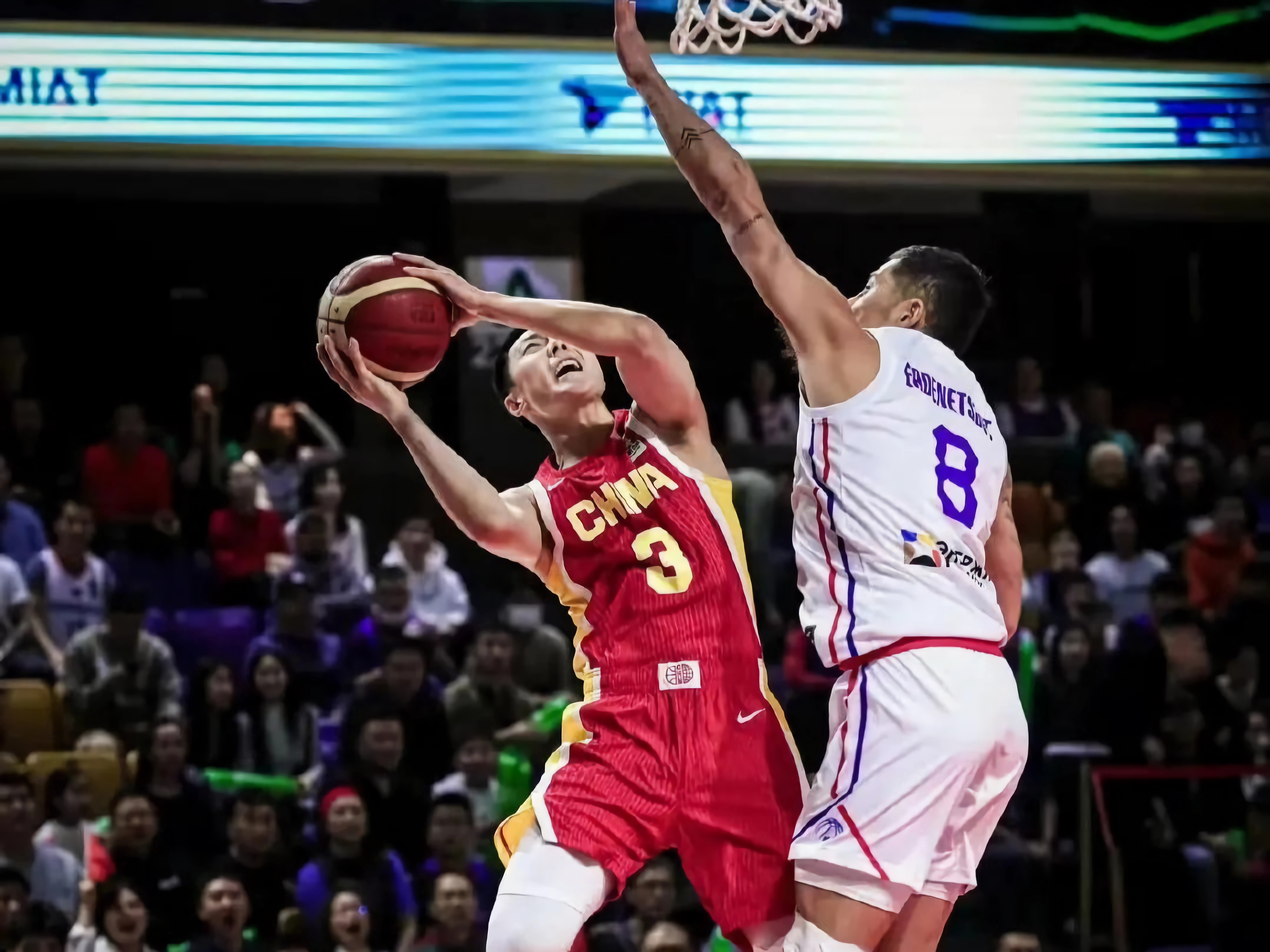 熊猫体育手机客户端-包含火箭完胜快船，胡金秋点燃赛场的词条