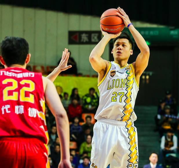 包含火箭完胜快船，胡金秋点燃赛场的词条